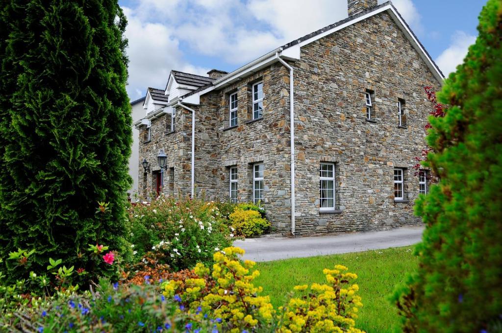 Sika Lodge Guesthouse 킬라니 외부 사진